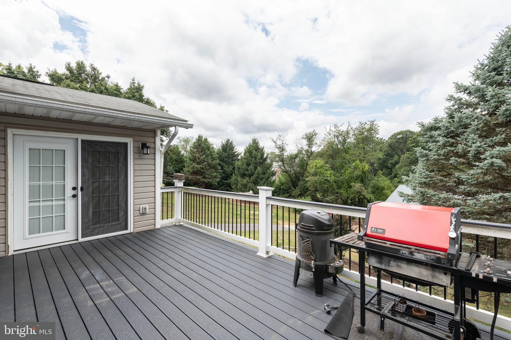 PRINCE KNOLL - Residential