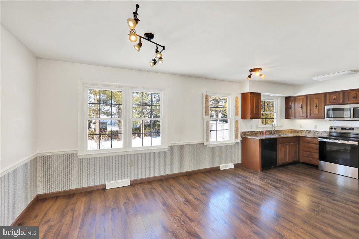 WILLOW ACRES - Residential