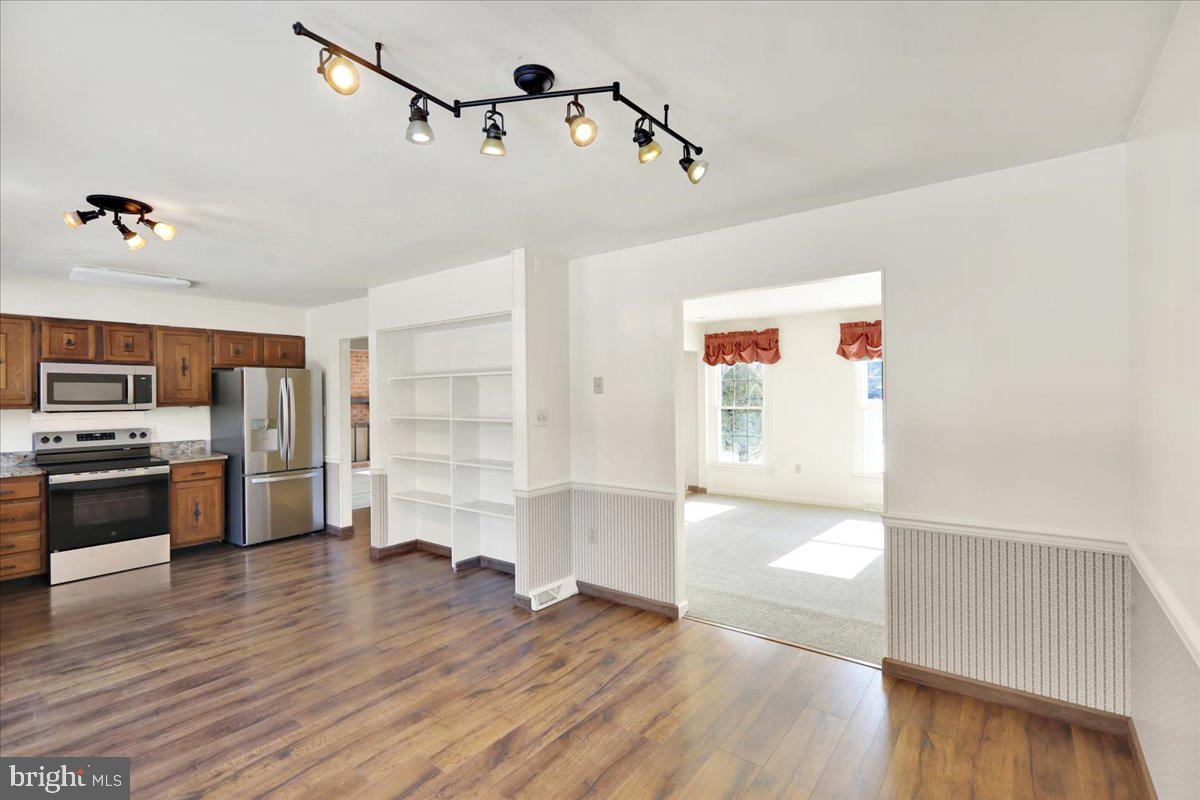 WILLOW ACRES - Residential