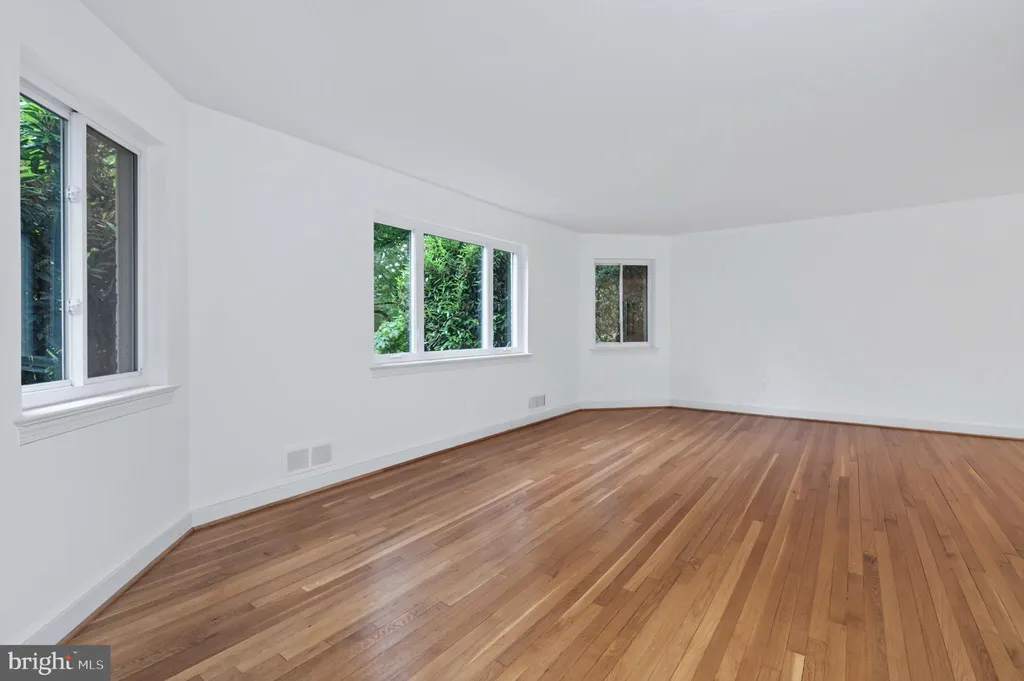 Additional image 6 of 2506 N Upshur Street, Arlington, VA 22207