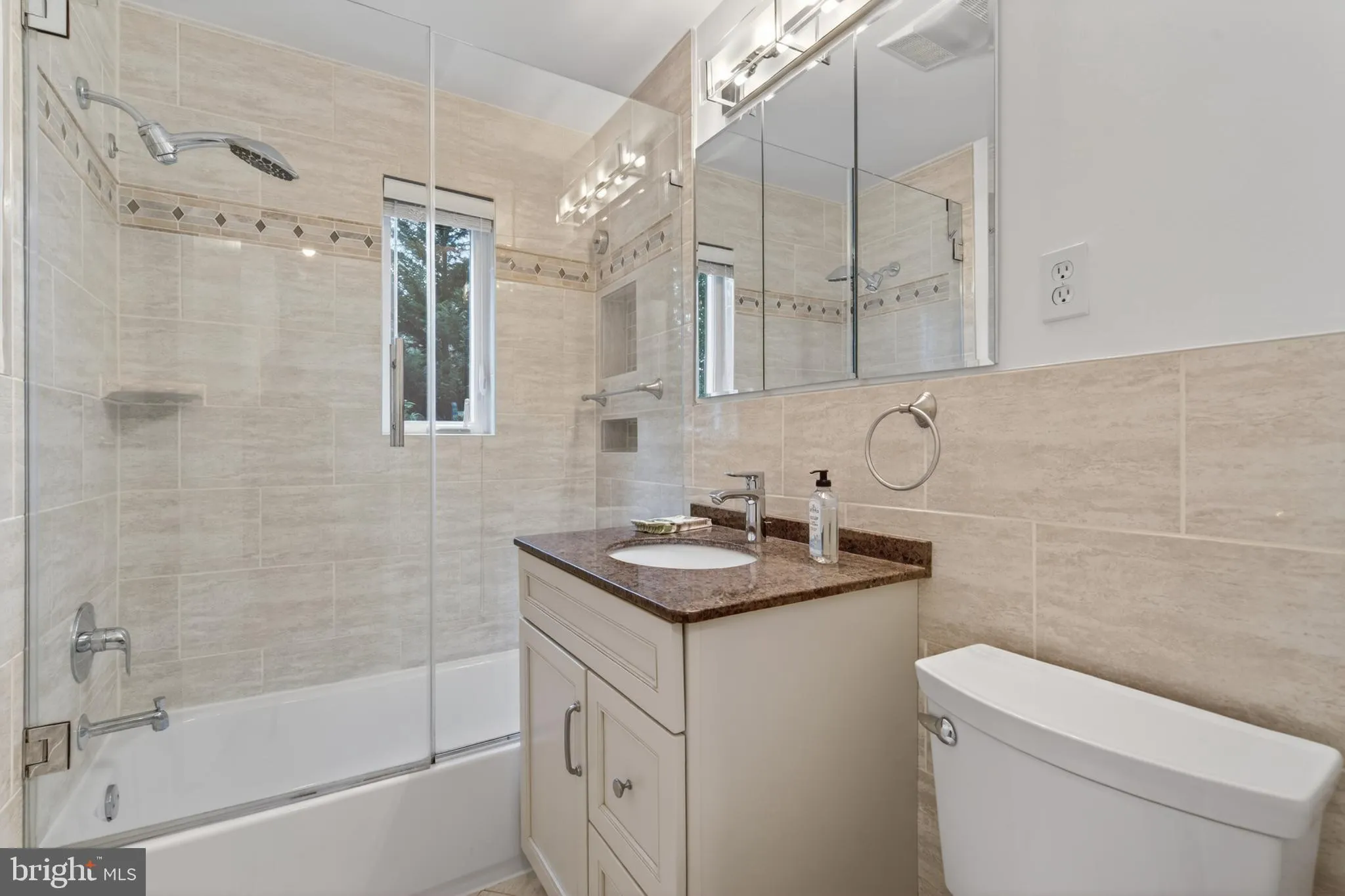Additional image 72 of 2506 N Upshur Street, Arlington, VA 22207