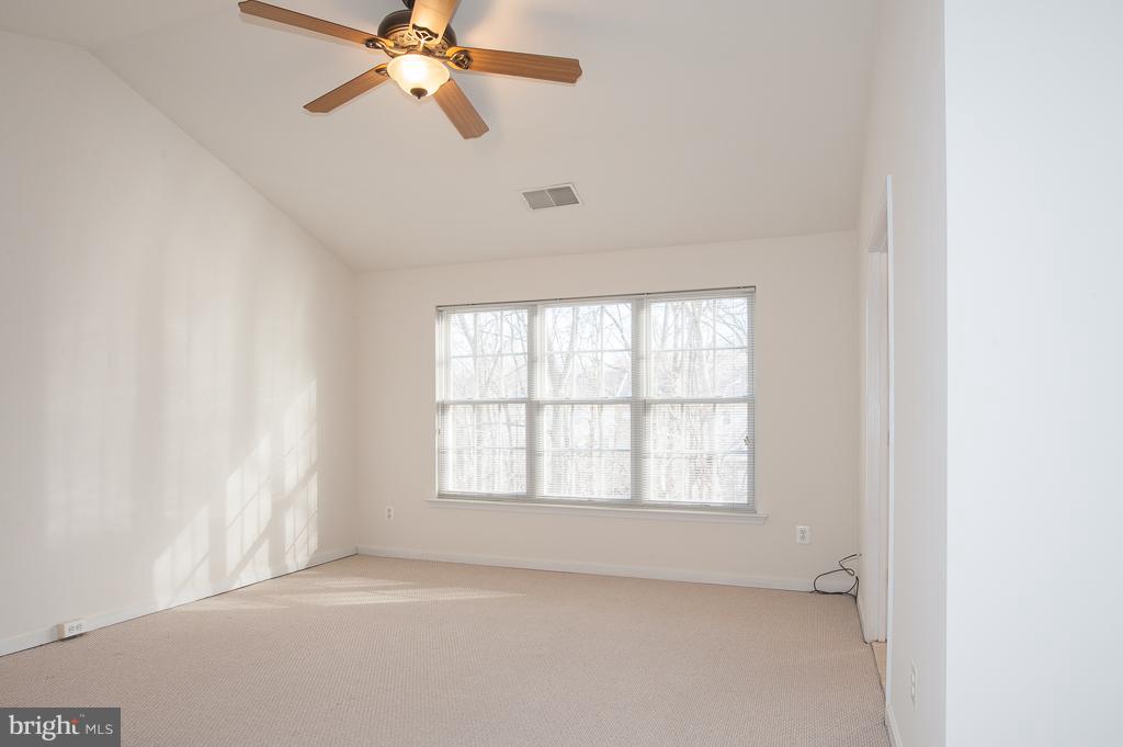 GROVE AT HUNTLEY MEADOWS - Residential Lease