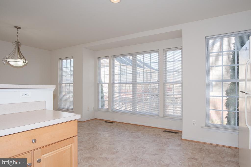 GROVE AT HUNTLEY MEADOWS - Residential Lease