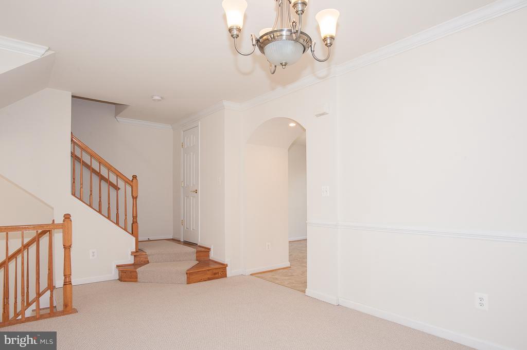 GROVE AT HUNTLEY MEADOWS - Residential Lease