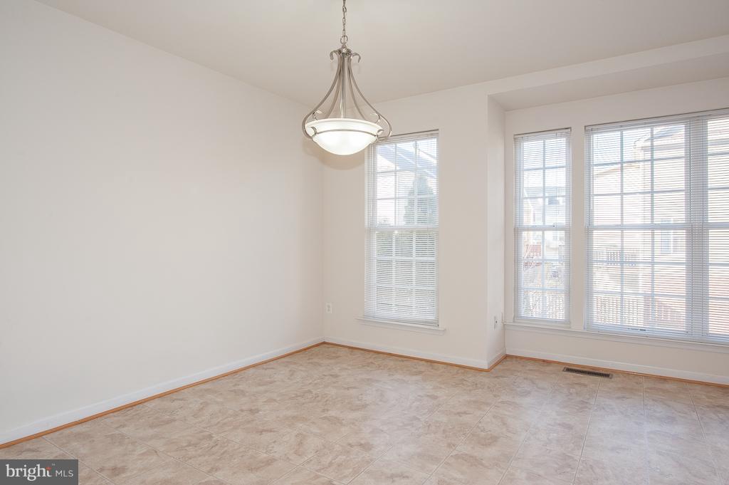 GROVE AT HUNTLEY MEADOWS - Residential Lease