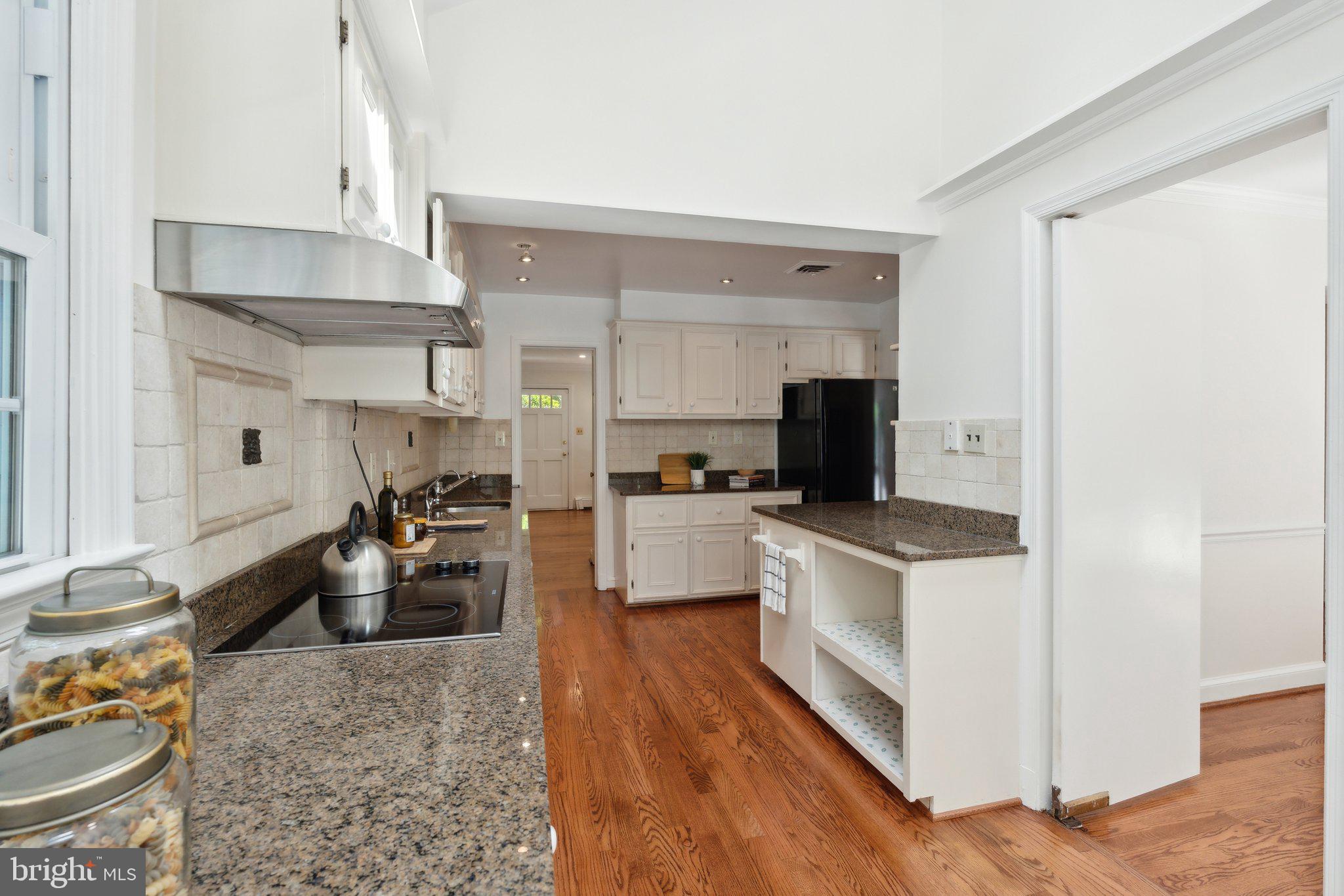 701 NOTLEY ROAD