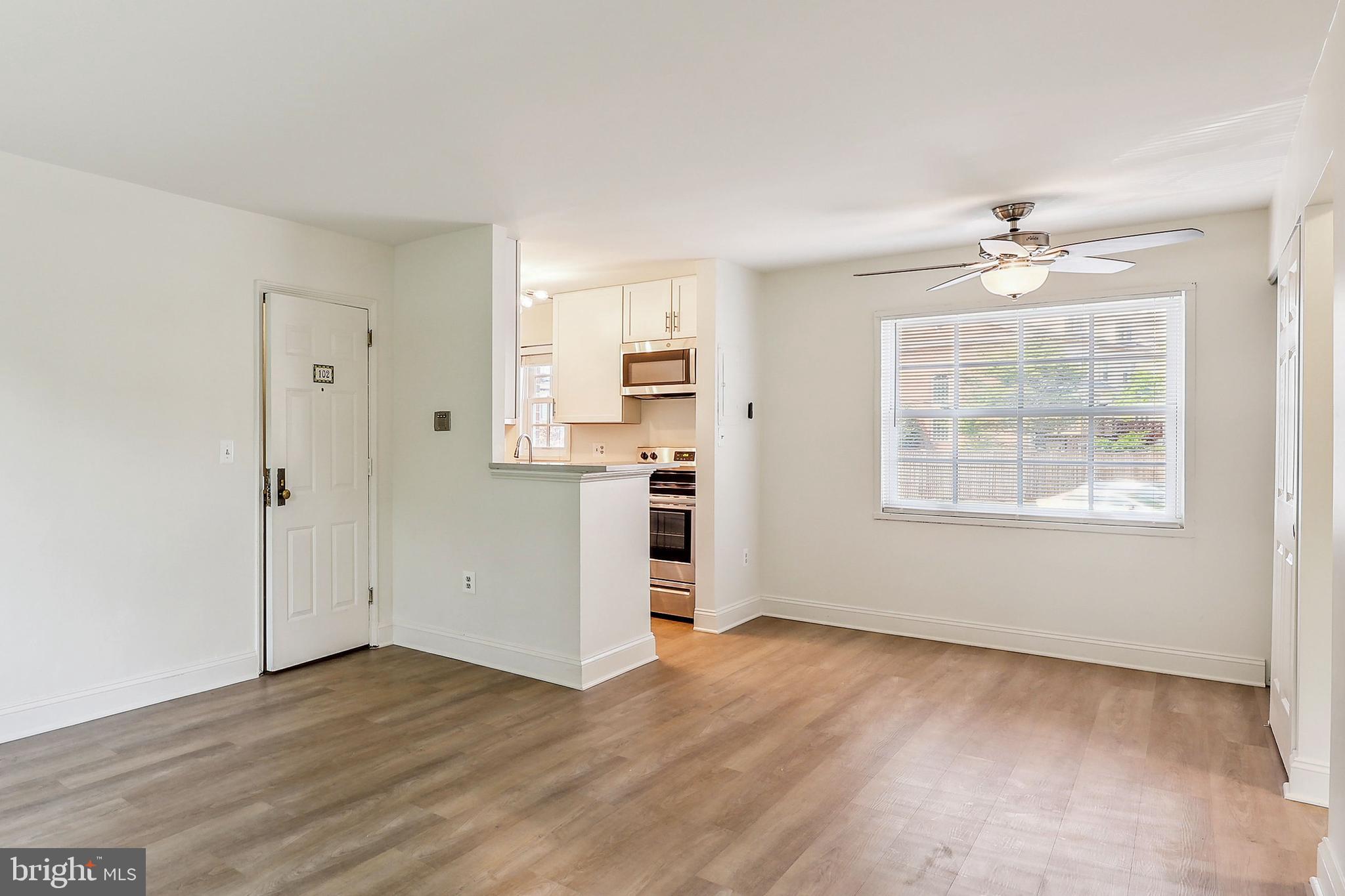 POTOWMACK CROSSING - Residential