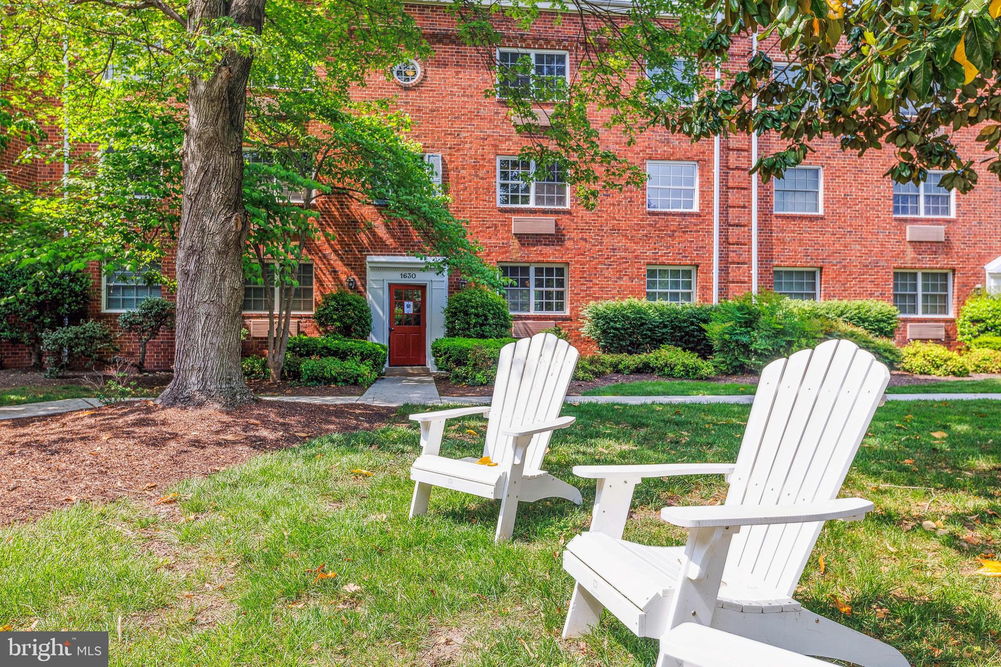 POTOWMACK CROSSING - Residential