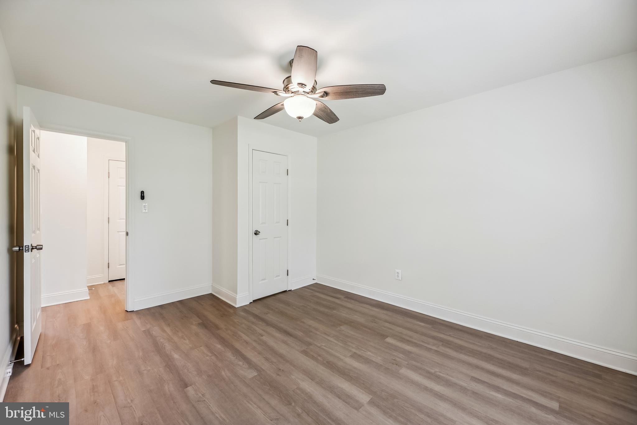 POTOWMACK CROSSING - Residential