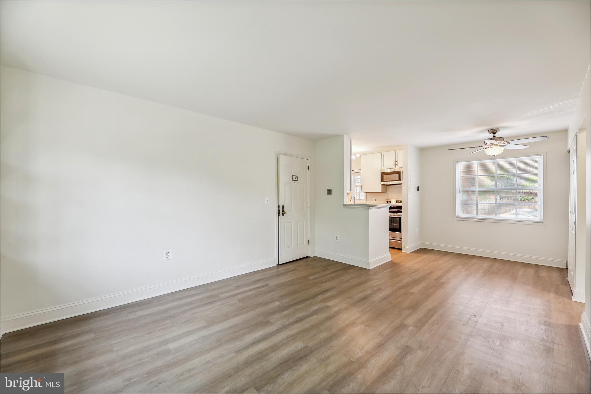 POTOWMACK CROSSING - Residential