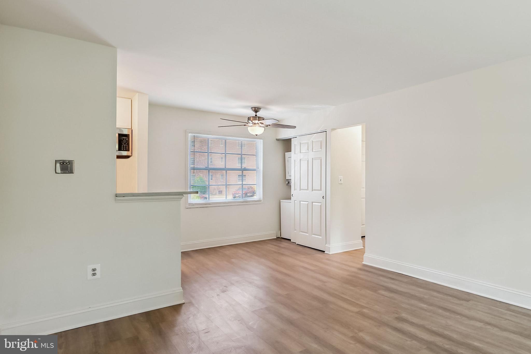 POTOWMACK CROSSING - Residential