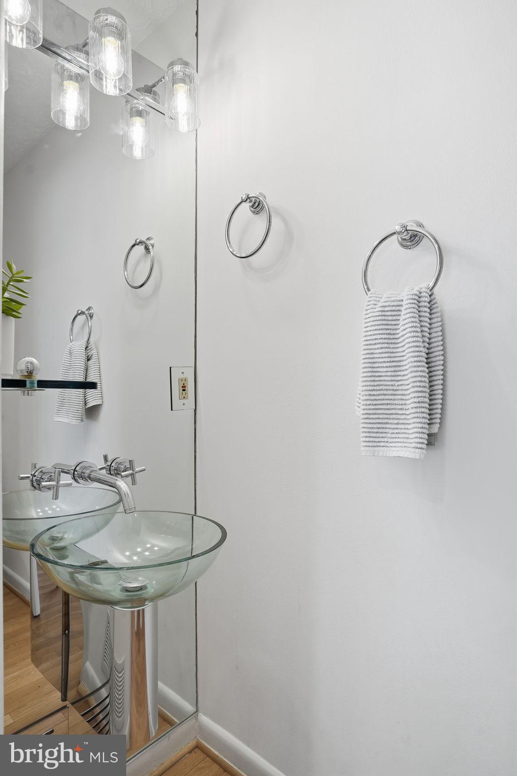 DARNESTOWN OUTSIDE - Residential