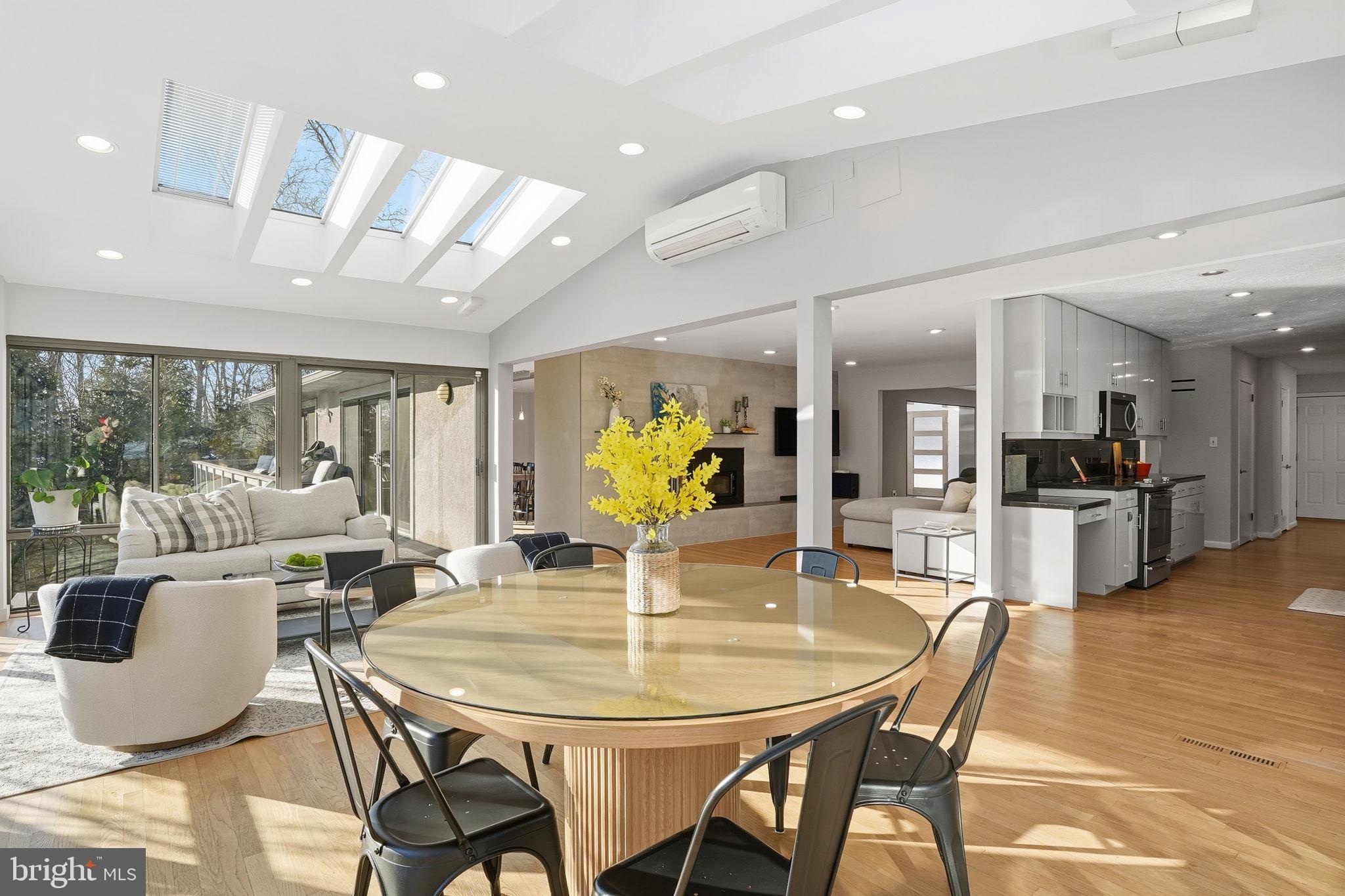 DARNESTOWN OUTSIDE - Residential