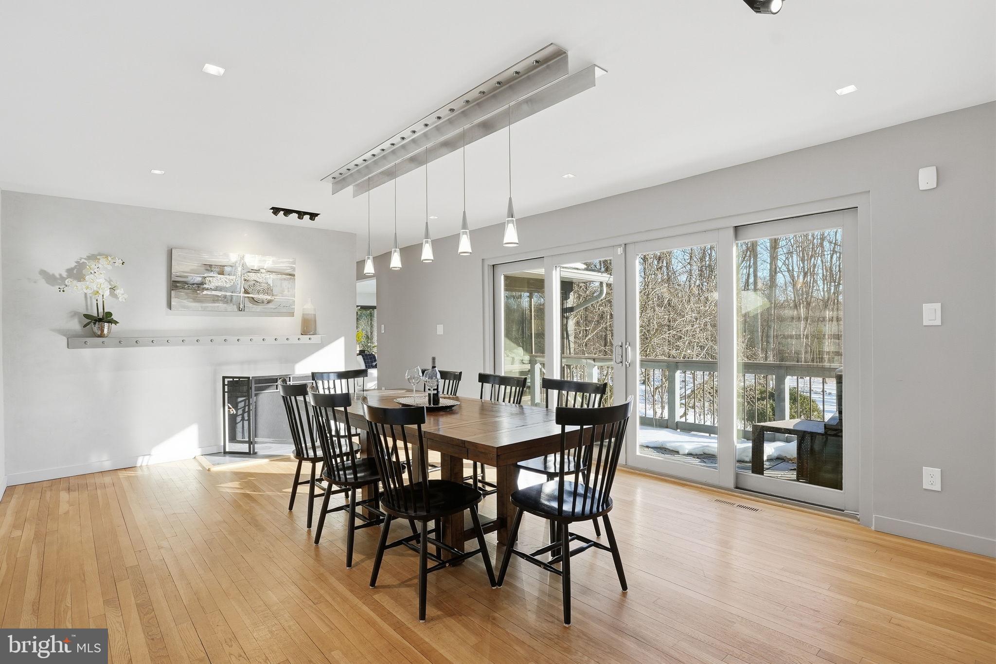 DARNESTOWN OUTSIDE - Residential