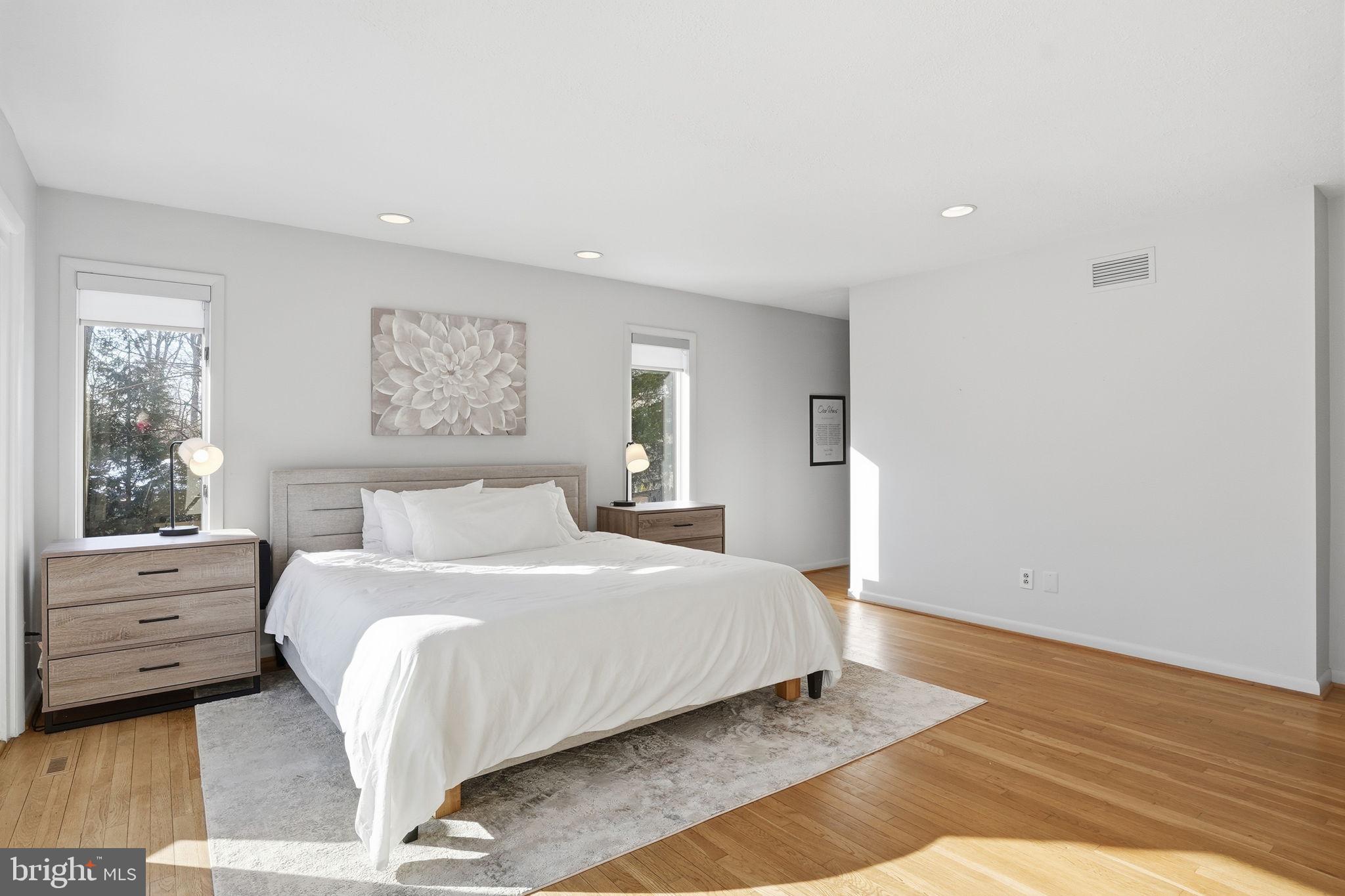 DARNESTOWN OUTSIDE - Residential