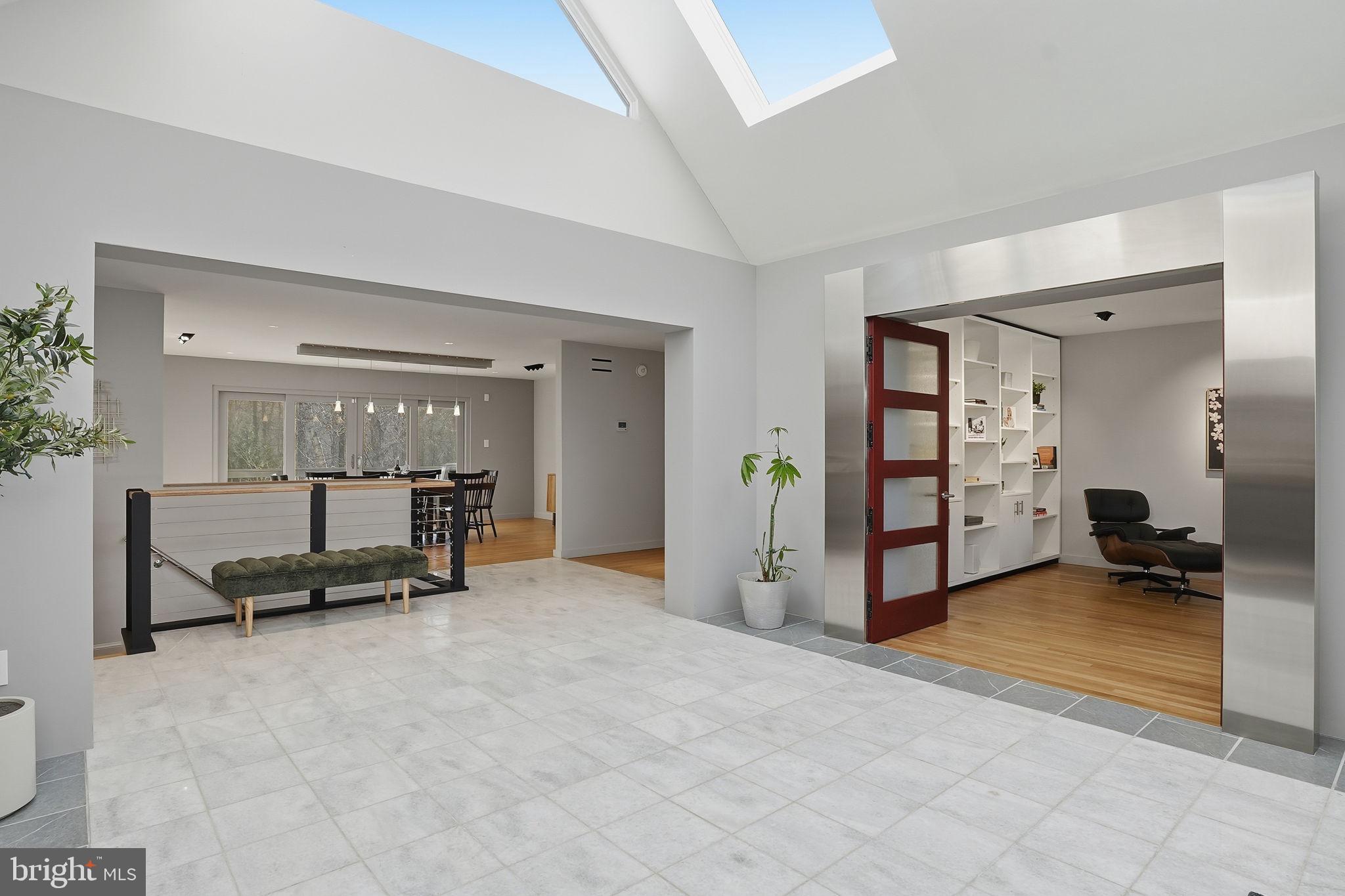 DARNESTOWN OUTSIDE - Residential