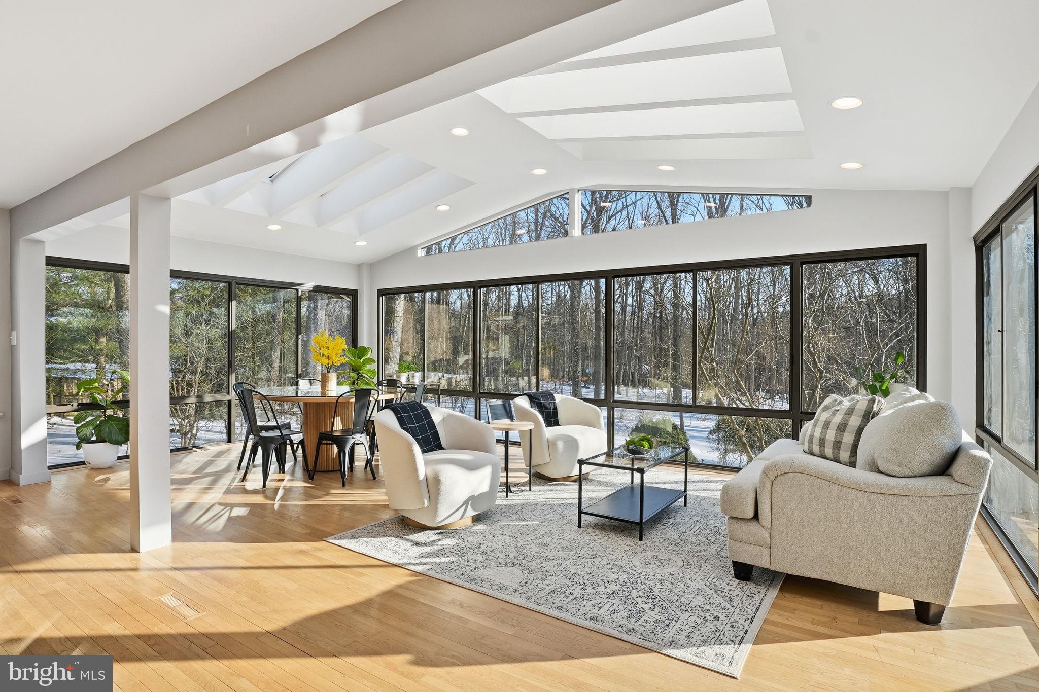 DARNESTOWN OUTSIDE - Residential