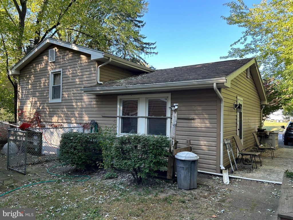 Photo of 663 Essex Street, Marietta, PA 17547 (MLS # PALA2059300)