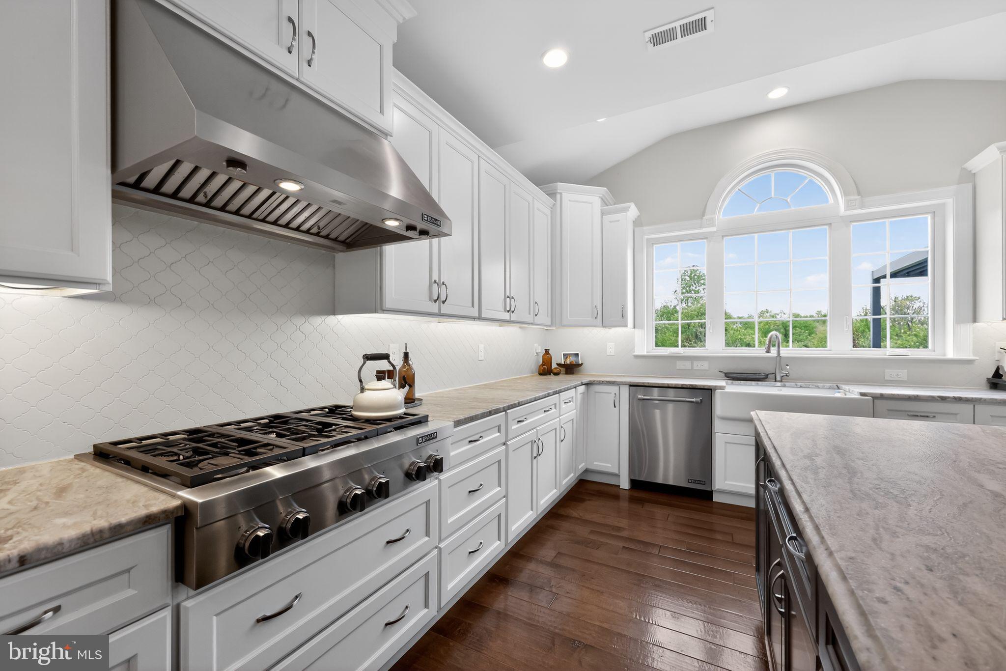 HIGH POINTE AT ST GE - Residential