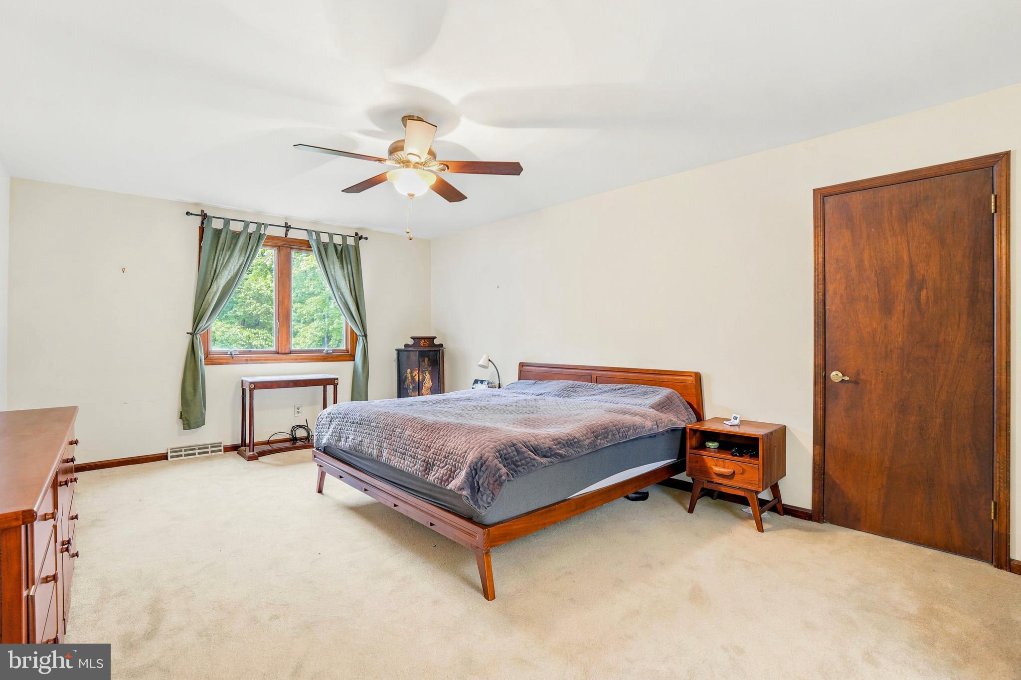 BERKELEY TRACE - Residential
