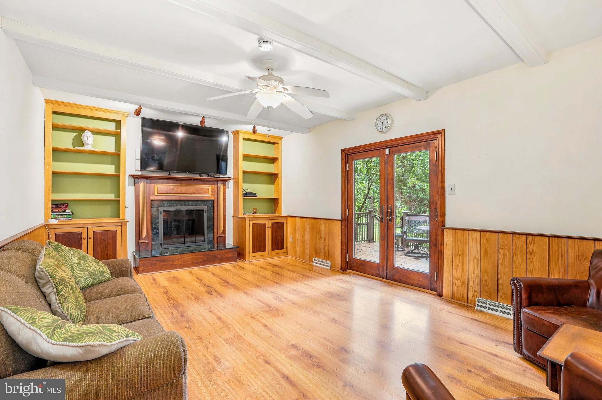 BERKELEY TRACE - Residential
