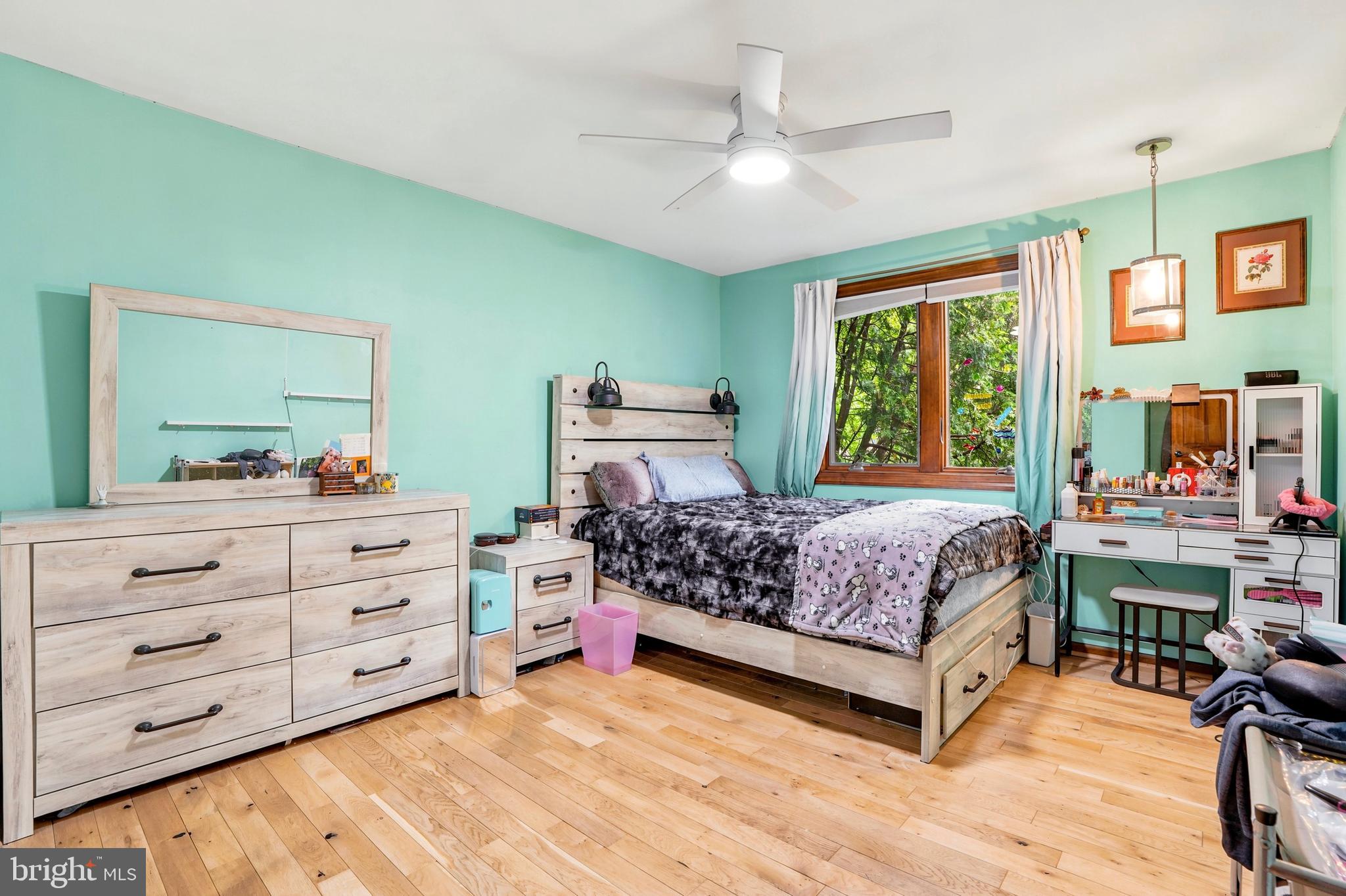 BERKELEY TRACE - Residential