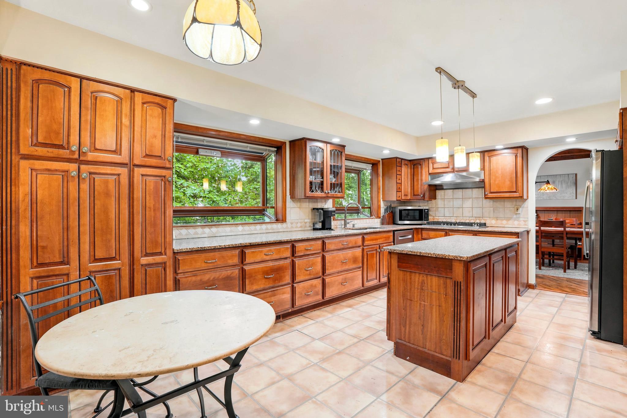 BERKELEY TRACE - Residential