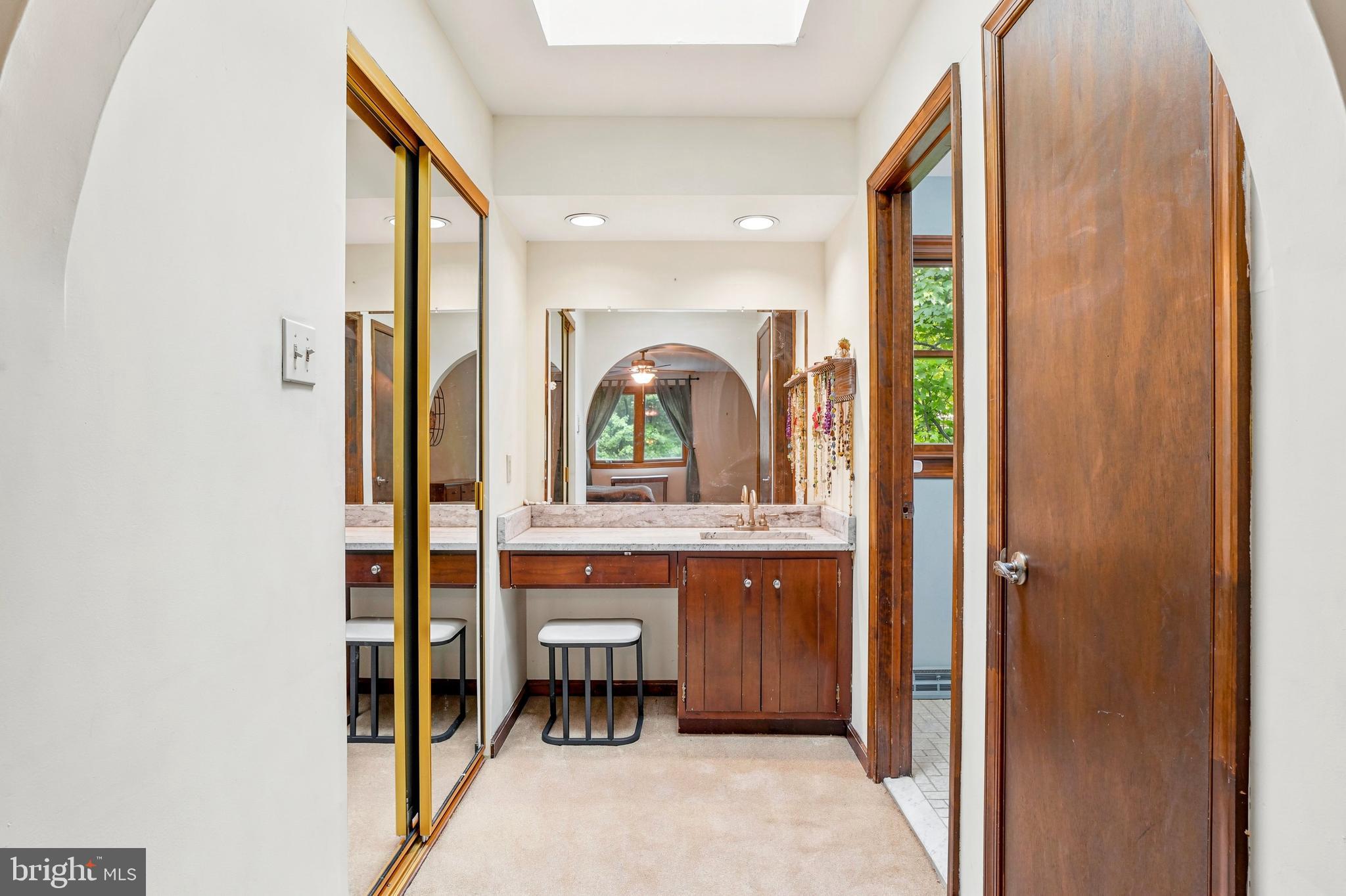 BERKELEY TRACE - Residential