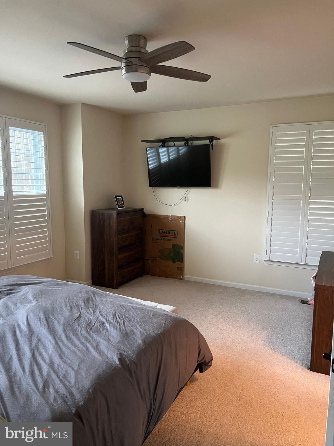 WINDSOR PARK - Residential Lease