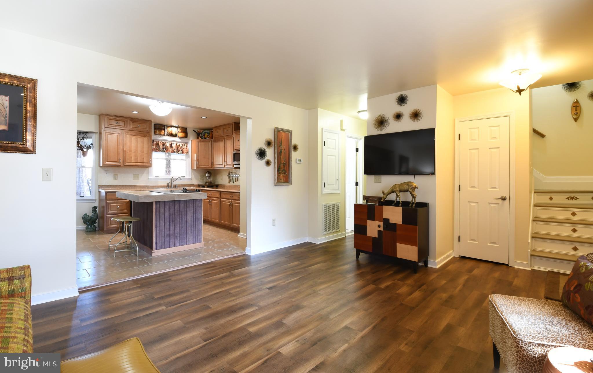 LAKE CAROLINE - Residential