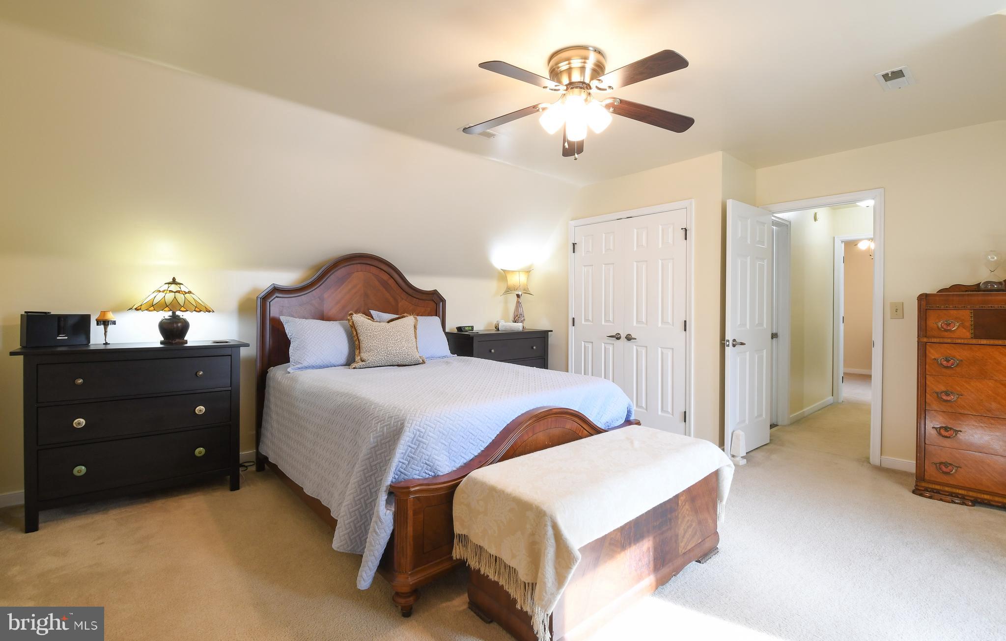 LAKE CAROLINE - Residential