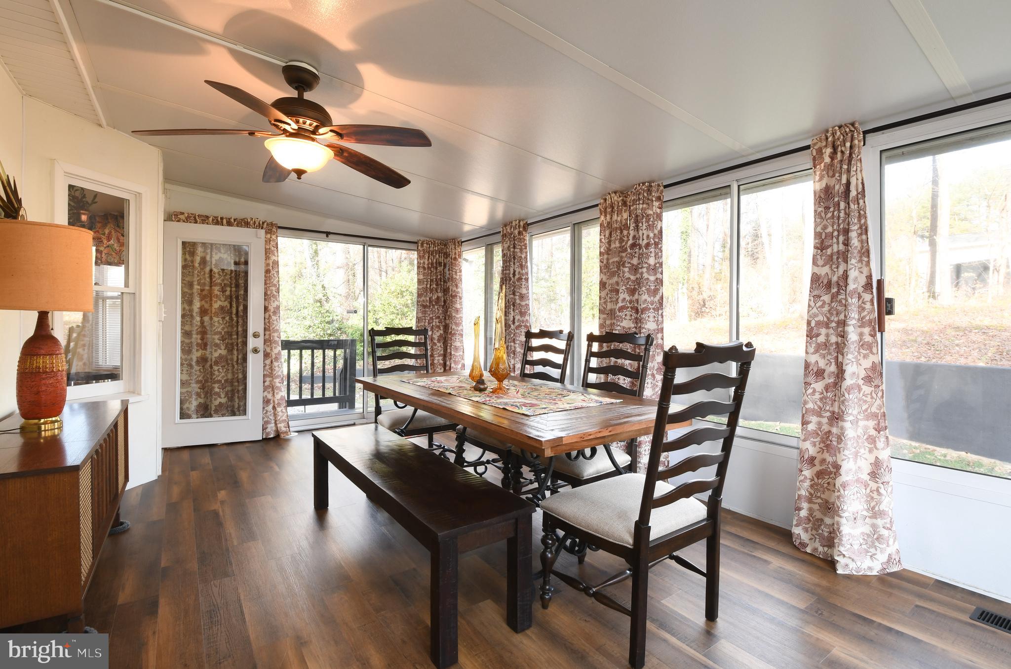 LAKE CAROLINE - Residential