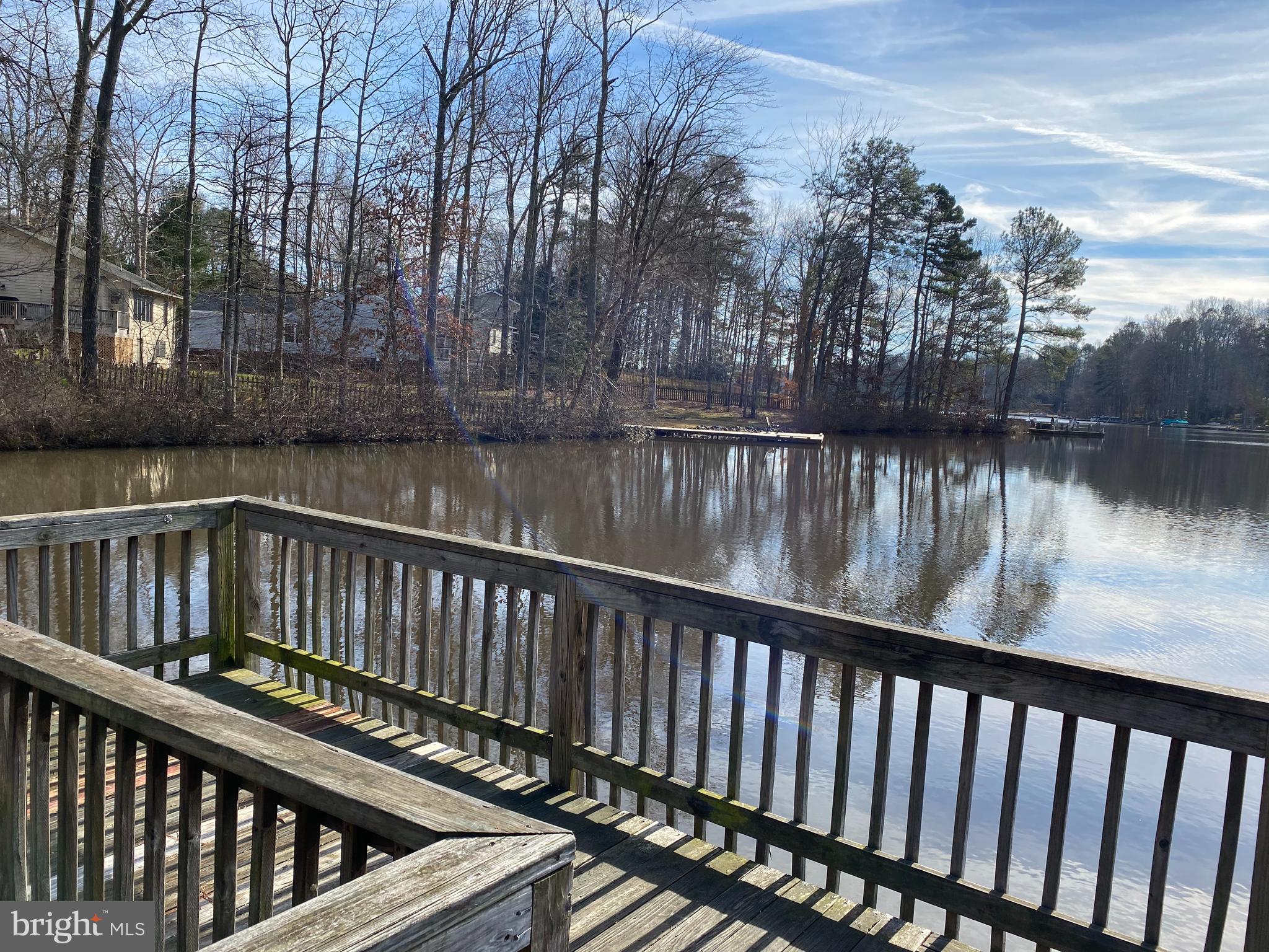 LAKE CAROLINE - Residential