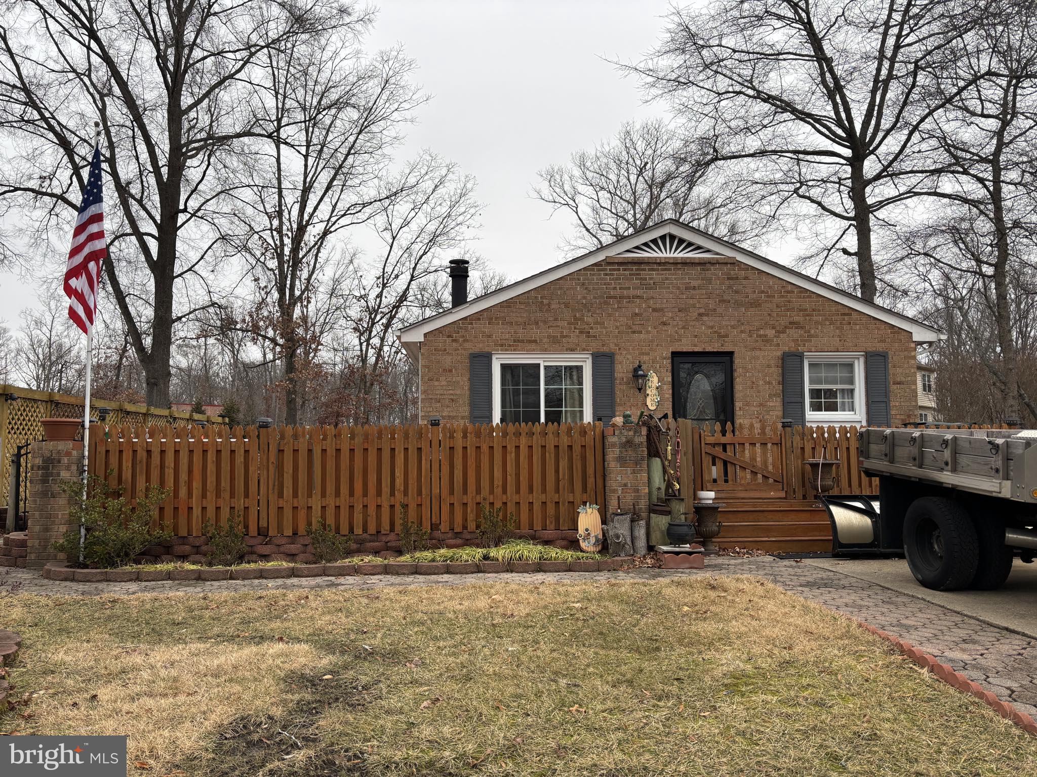 LAKE RIDGE - Residential