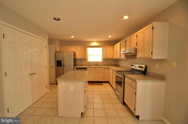 GREENBRIER - Residential Lease