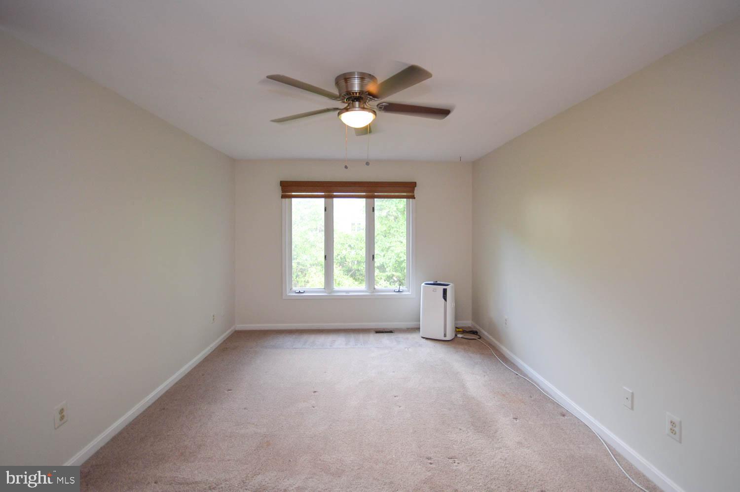 COURTSIDE VILLAS - Residential Lease