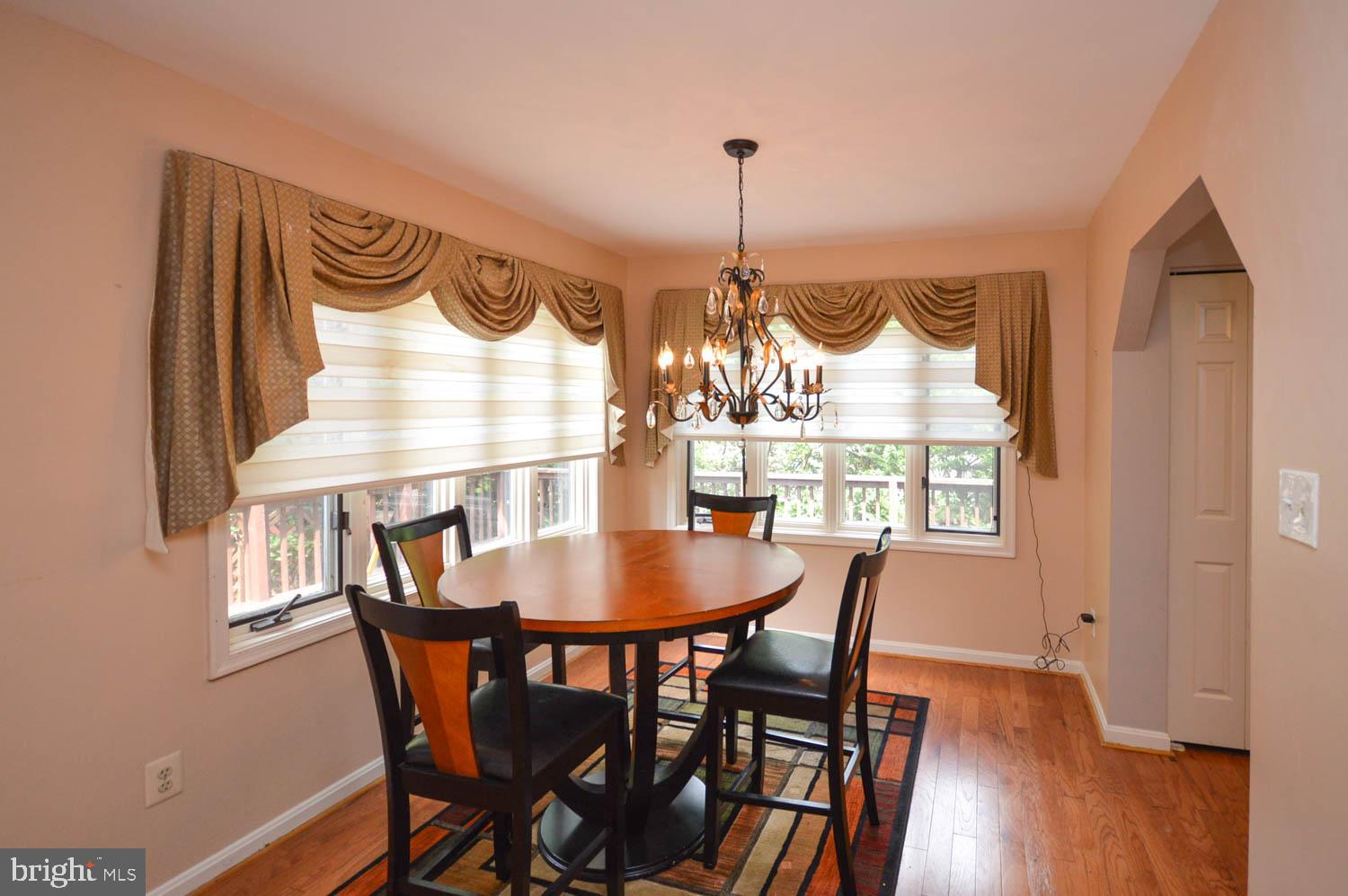 COURTSIDE VILLAS - Residential Lease