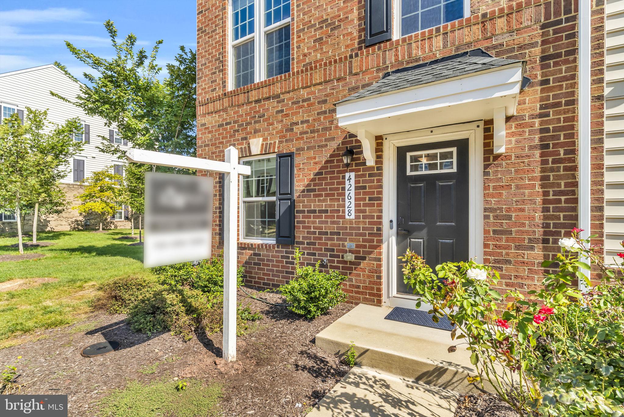 42628 SMOKEY EMBERS TERRACE