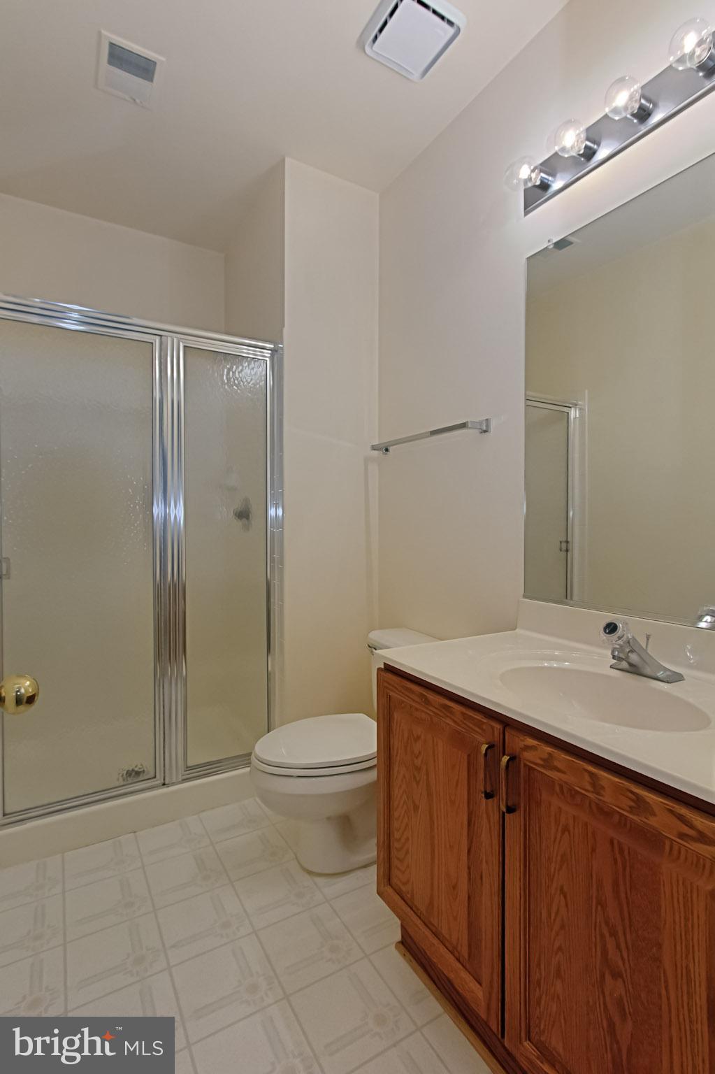 KINGSTOWNE - Residential Lease