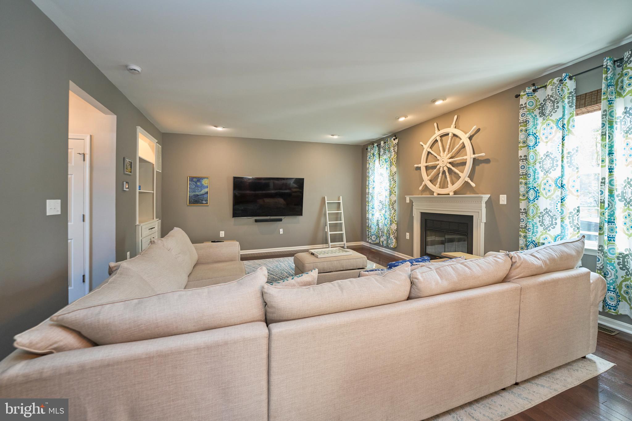 LAKE POINT ROUND HILL - Residential