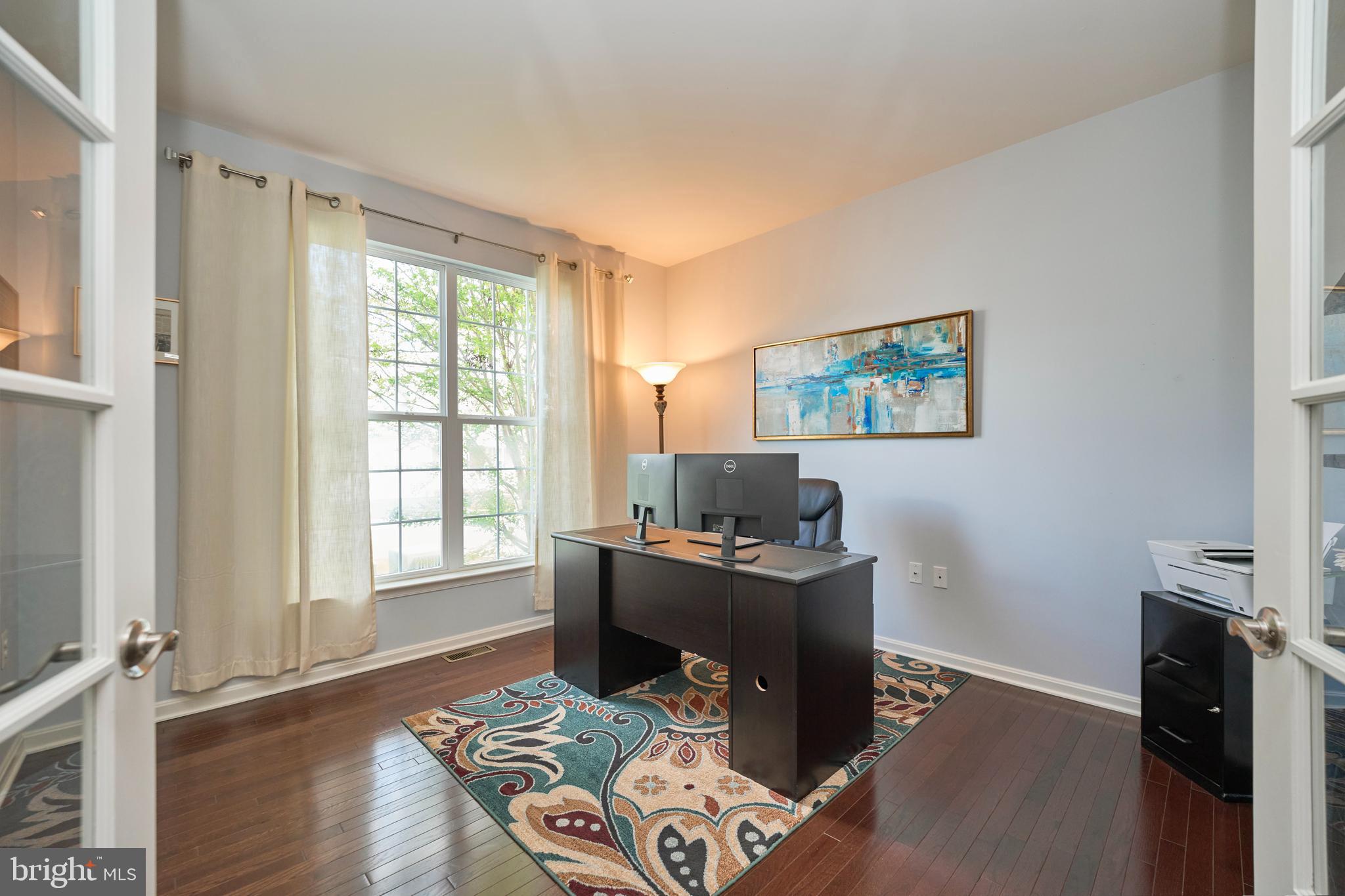 LAKE POINT ROUND HILL - Residential