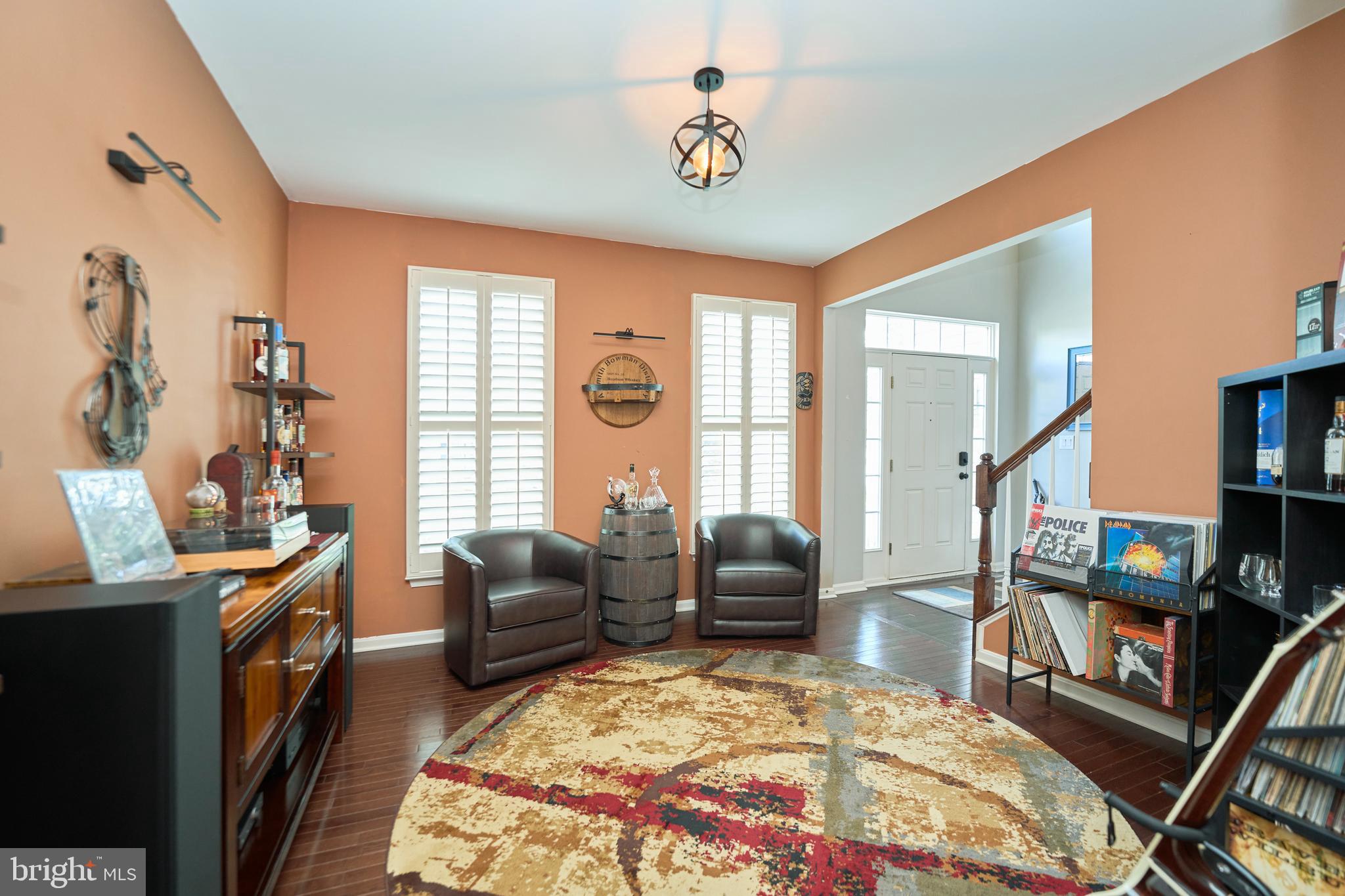 LAKE POINT ROUND HILL - Residential