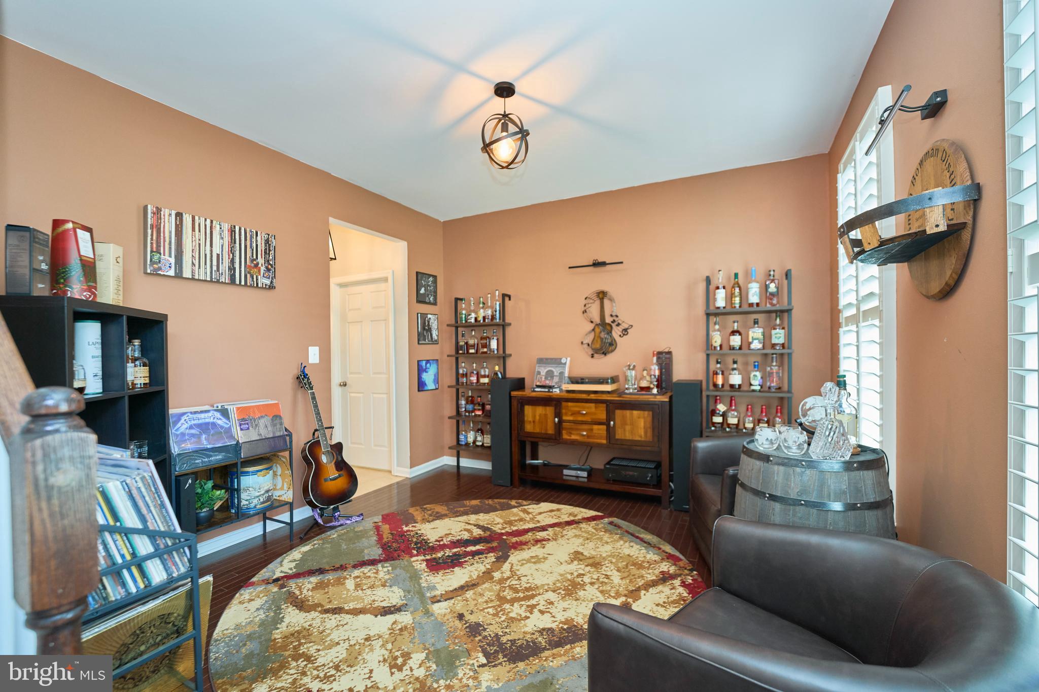 LAKE POINT ROUND HILL - Residential