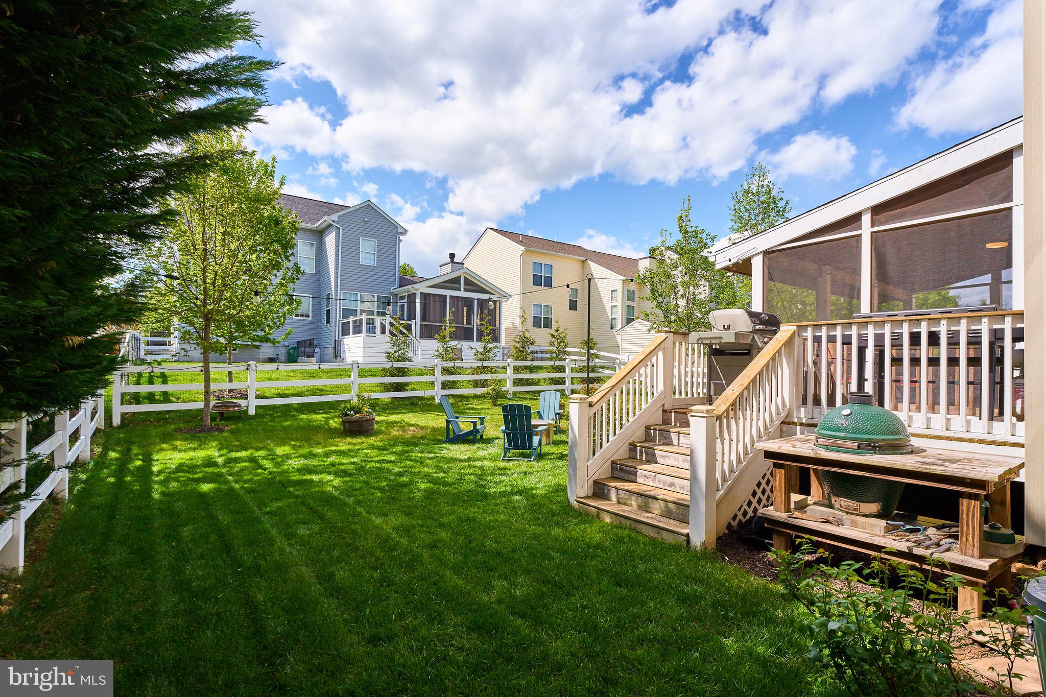 LAKE POINT ROUND HILL - Residential