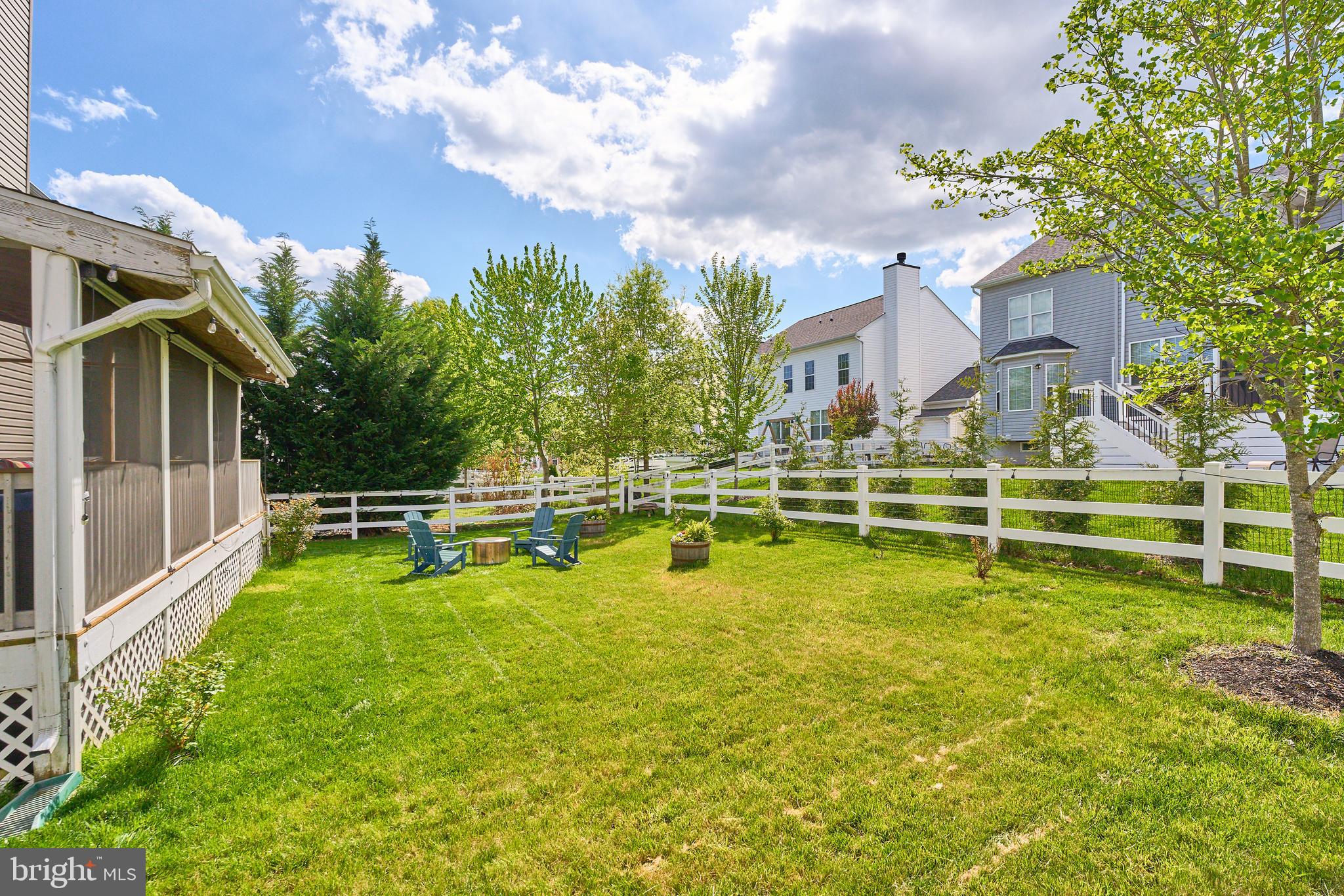 LAKE POINT ROUND HILL - Residential