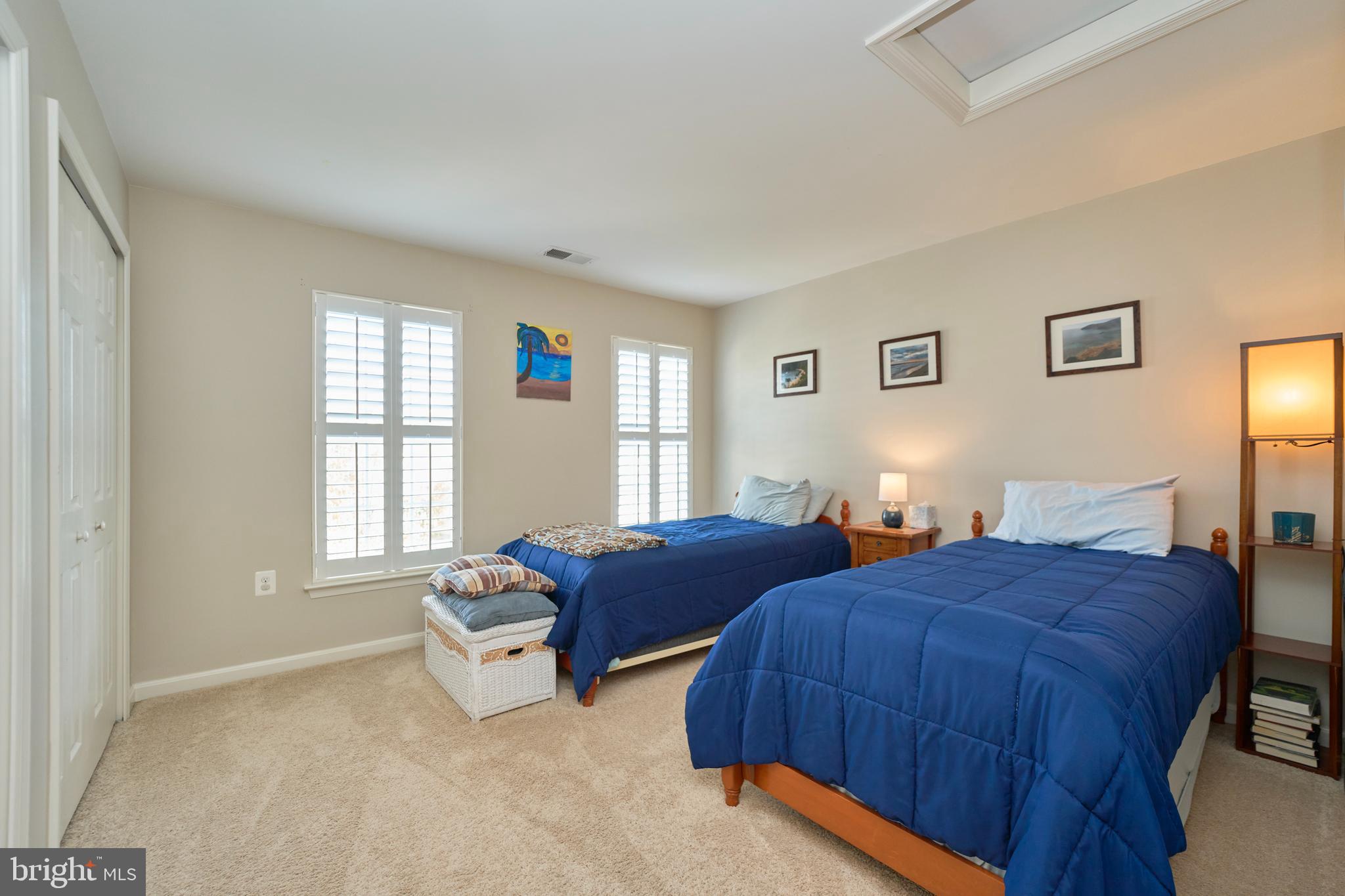 LAKE POINT ROUND HILL - Residential