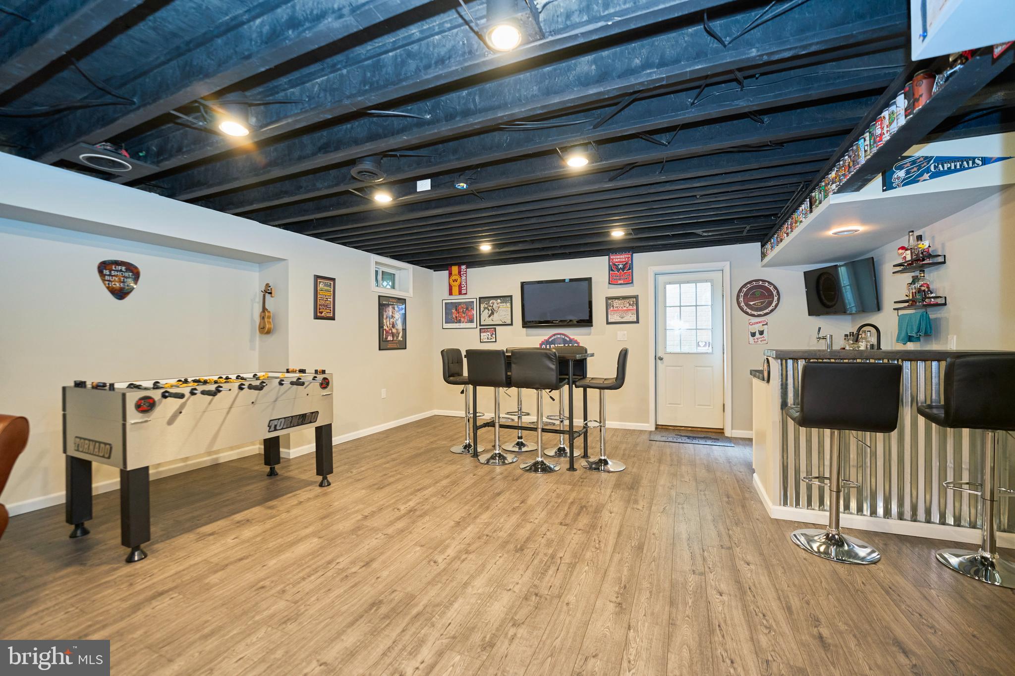 LAKE POINT ROUND HILL - Residential