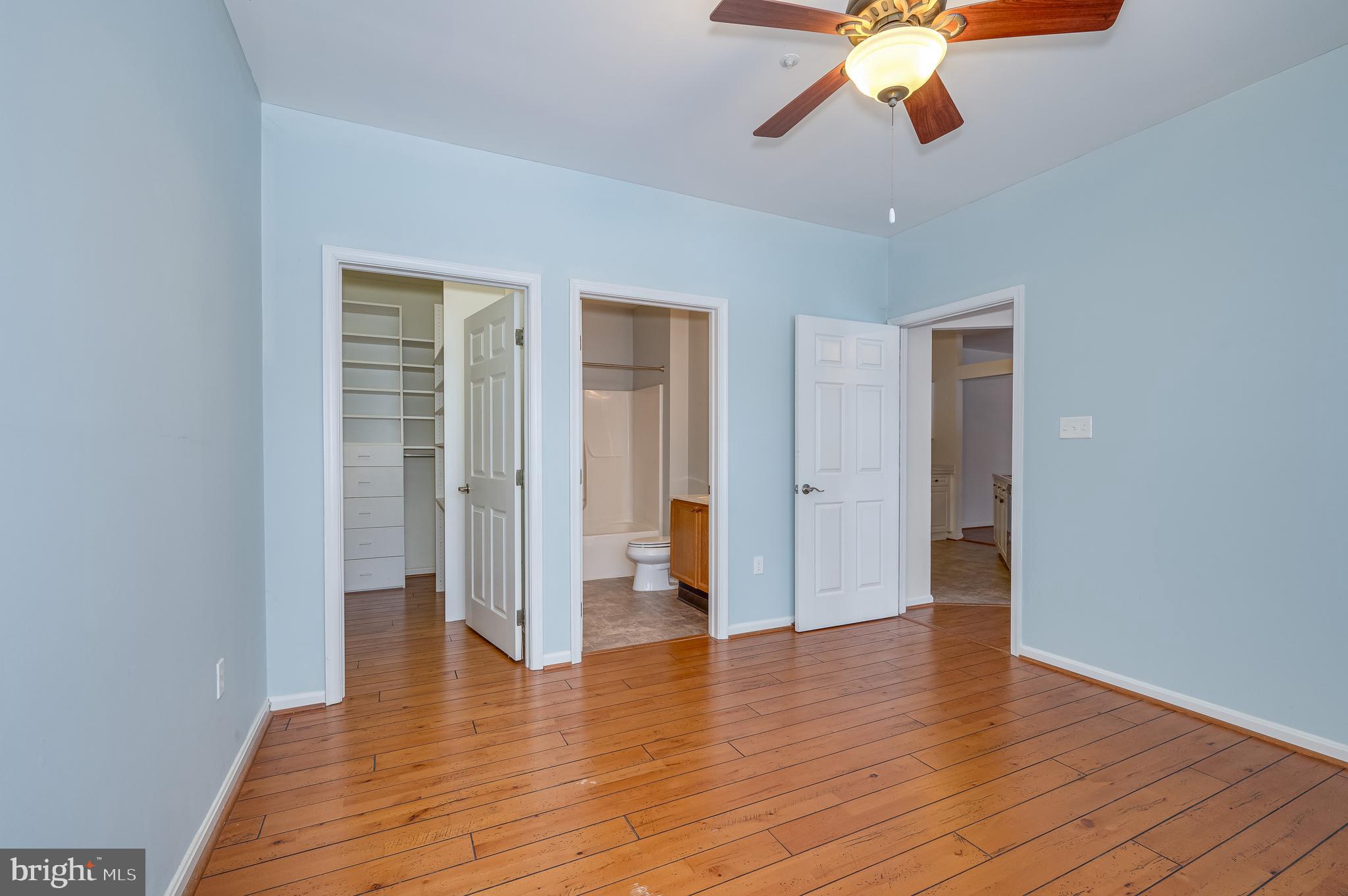 WATERSIDE - Residential