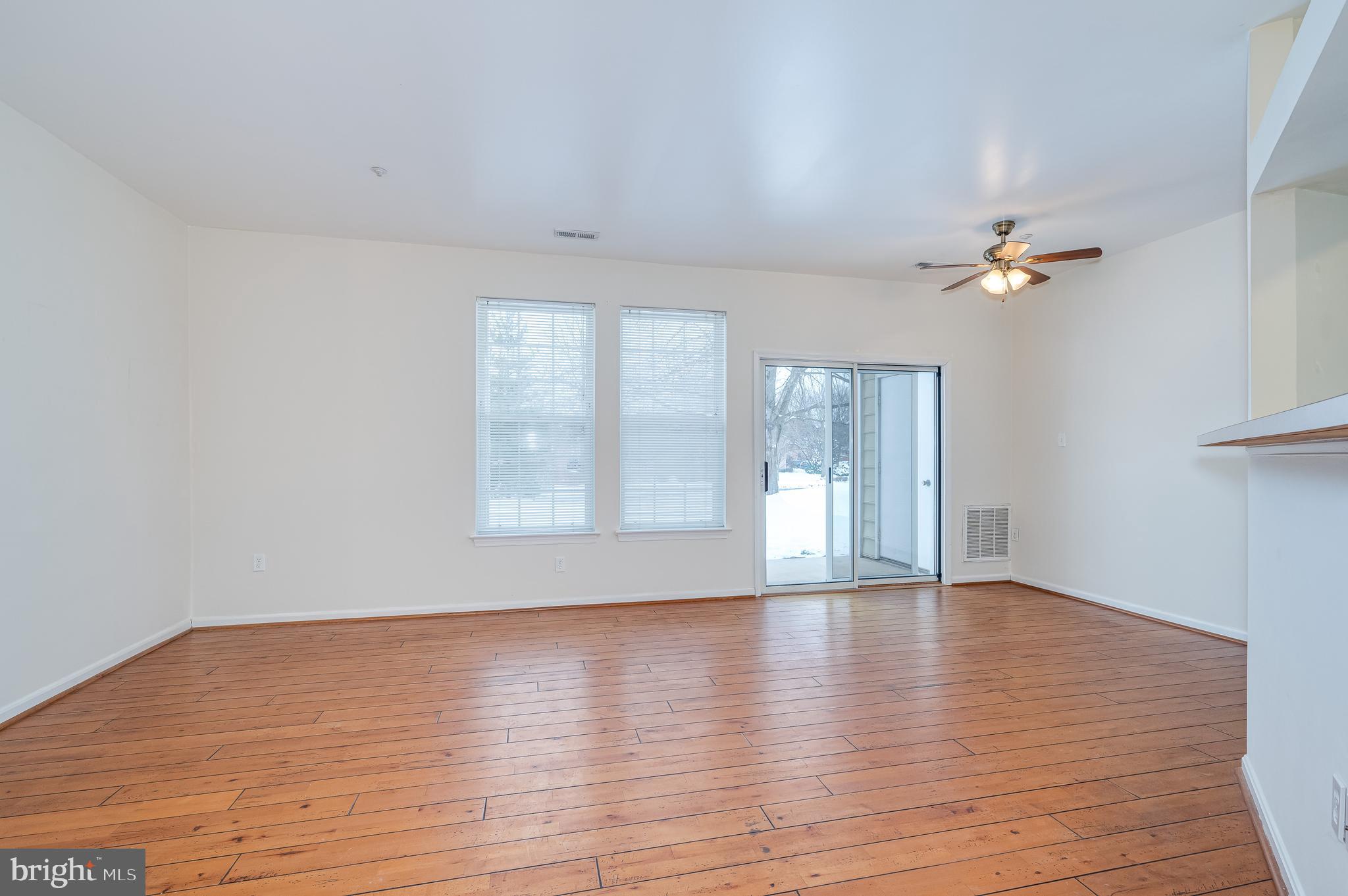 WATERSIDE - Residential