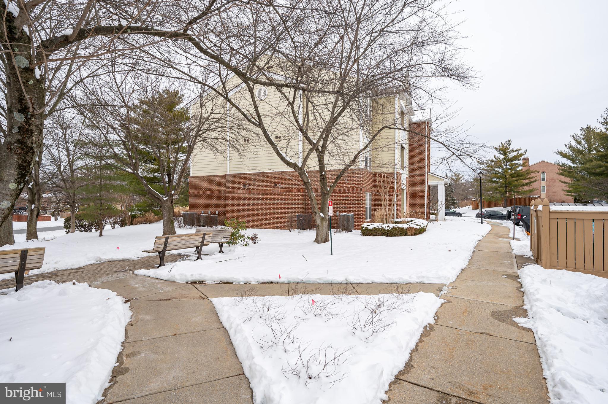 WATERSIDE - Residential